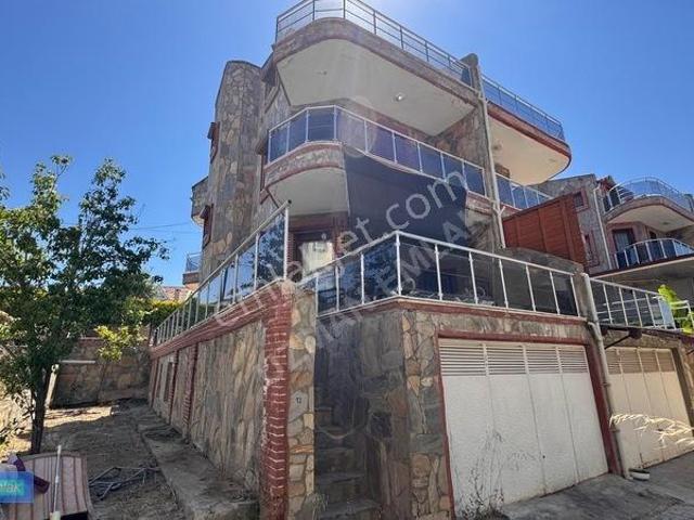 Kadıkalesi, Kuşadası içerisinde kiralık Villa