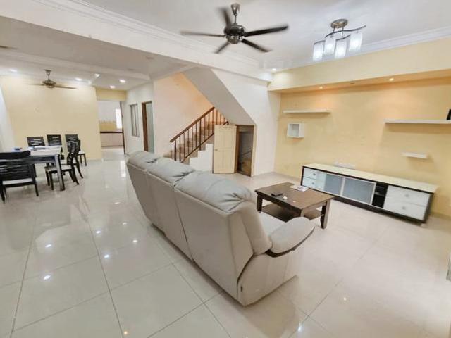 Terraced House for rent in Seri Kembangan, Majlis Bandaraya Subang Jaya