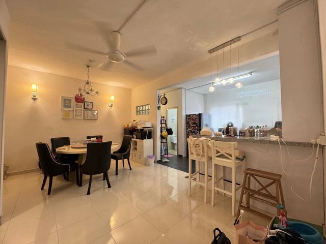 Terraced House for sale in Seri Kembangan, Majlis Bandaraya Subang Jaya