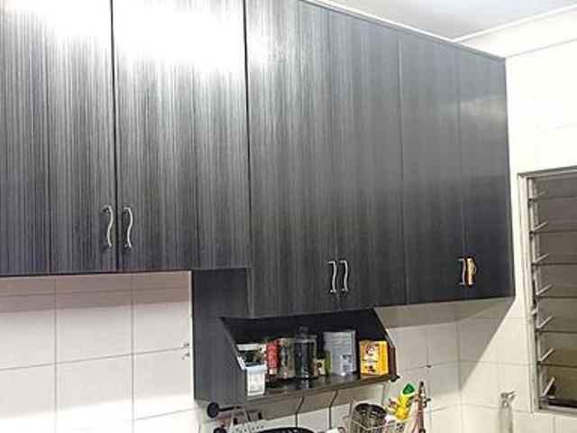 Apartment for rent in Seri Kembangan, Majlis Bandaraya Subang Jaya