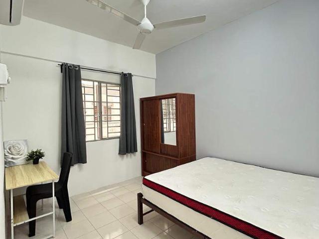 Room for rent in Petaling, Subang Jaya