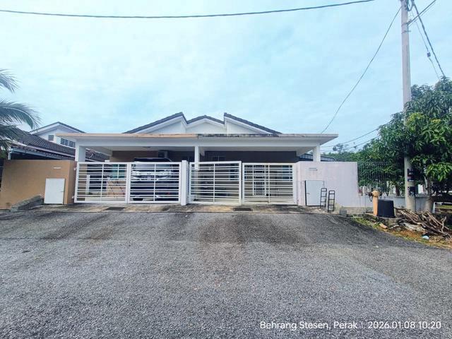 Residential House for sale in Perak, Behrang Stesen