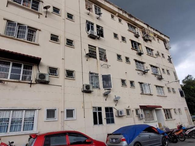 Apartment for sale in Kajang, Langat