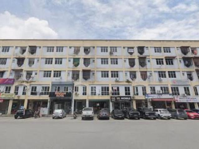 Flat for sale in Kajang, Langat