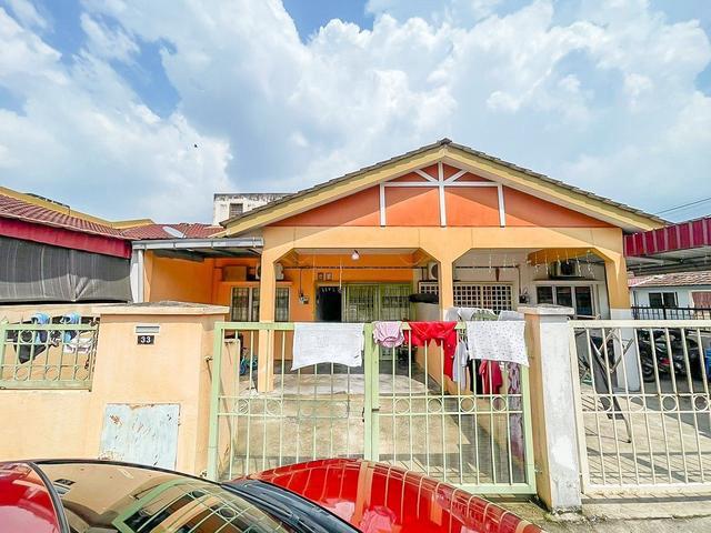 Terraced House for sale in Kuala Selangor, Selangor