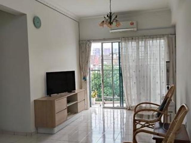Apartment for sale in Seri Kembangan, Majlis Bandaraya Subang Jaya