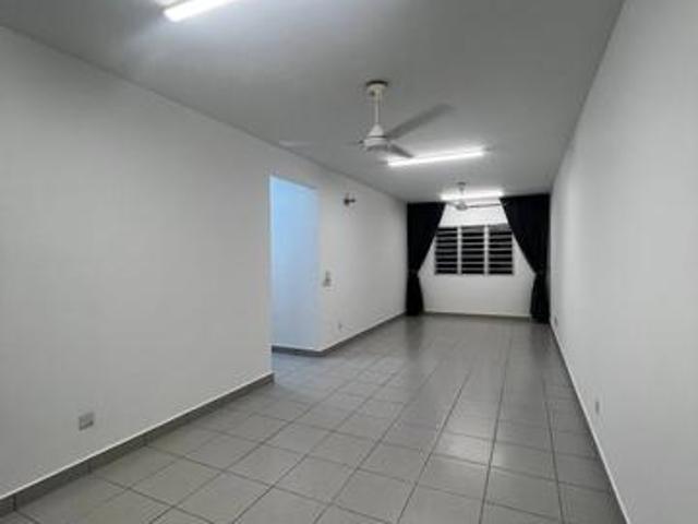 Apartment for sale in Kajang, Langat