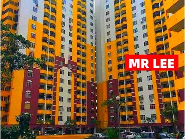 Apartment for sale in Petaling, Damansara Damai