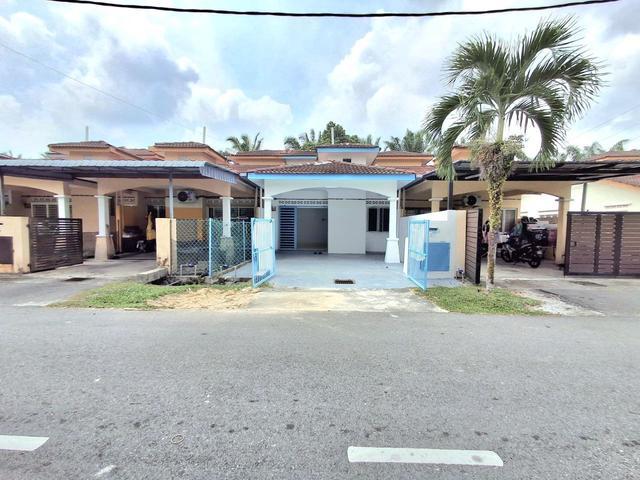 Terraced House for sale in Banting, Selangor