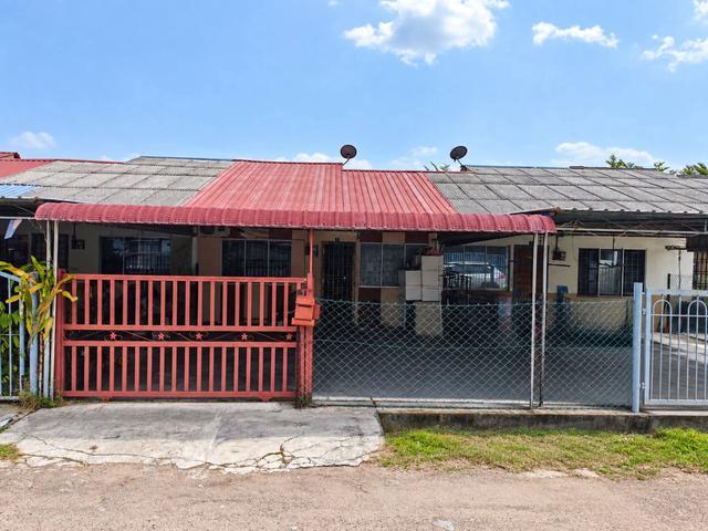Terraced House for sale in Kluang