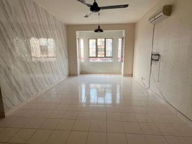 Apartment for sale in Port Klang, Selangor