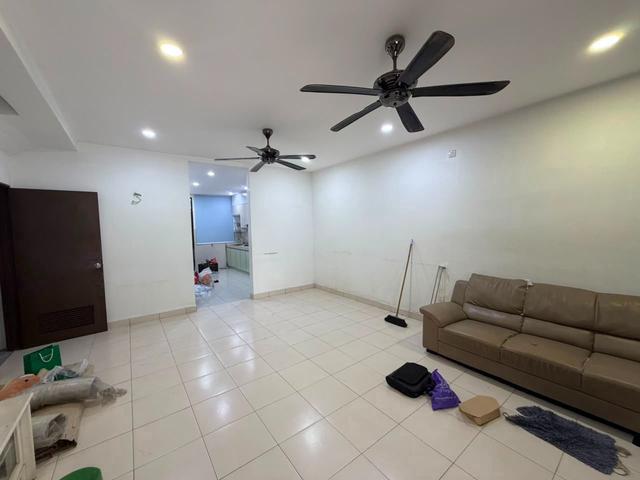 Terraced House for sale in Ulu Tiram, Johor