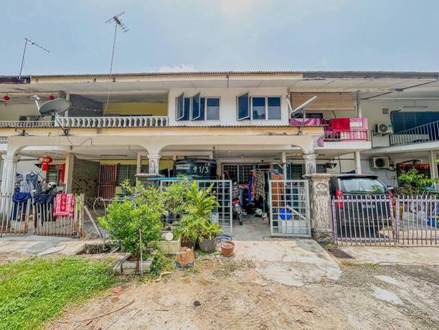Terraced House for sale in Tanjong Sepat, Selangor