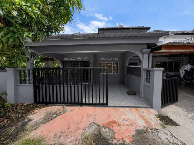 Terraced House for sale in Banting, Selangor