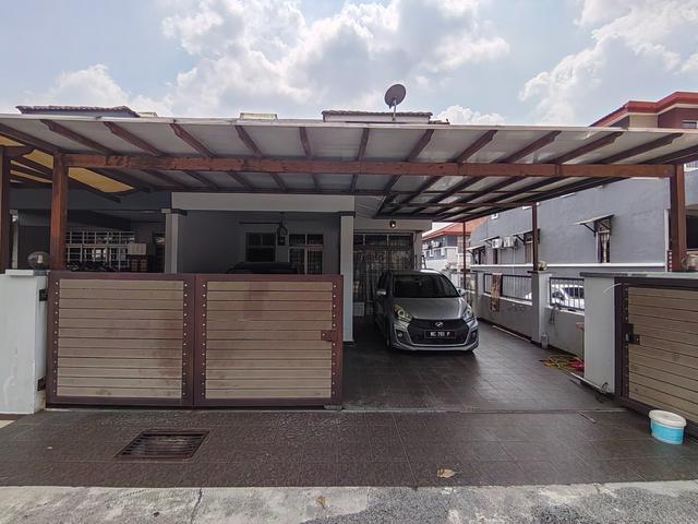 Terraced House for sale in Tanjong Sepat, Selangor