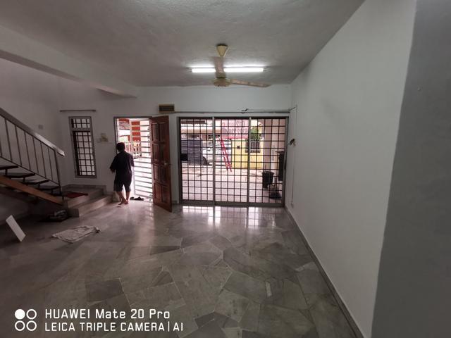 Terraced House for sale in Petaling, Subang Jaya