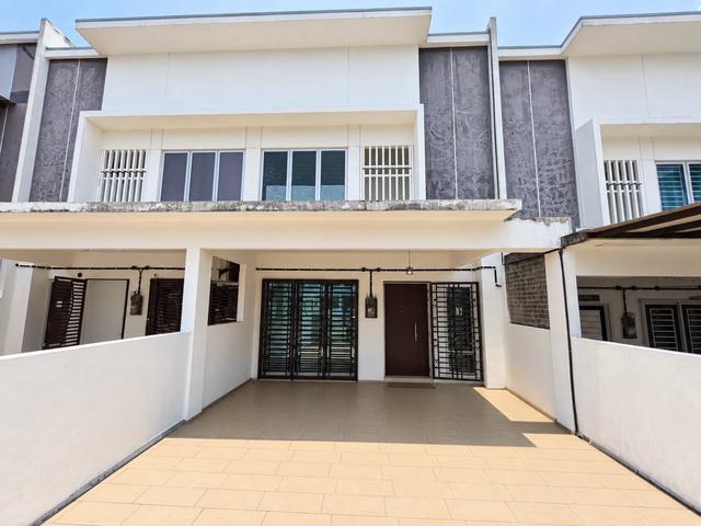Terraced House for sale in Kluang