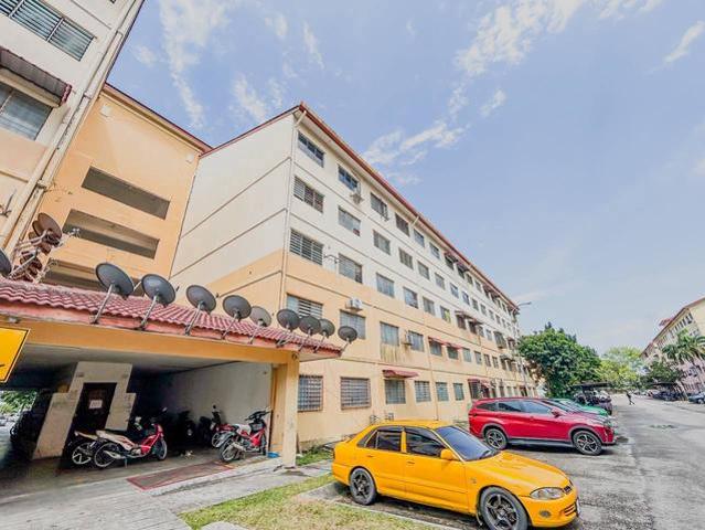 Apartment for sale in Port Klang, Selangor