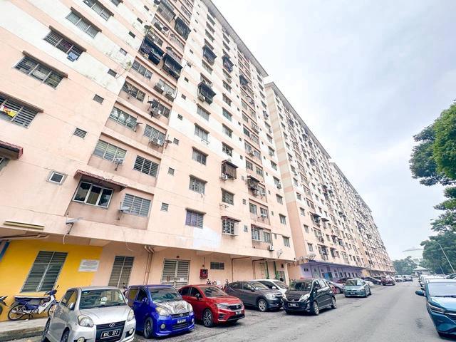 Apartment for sale in Kepong