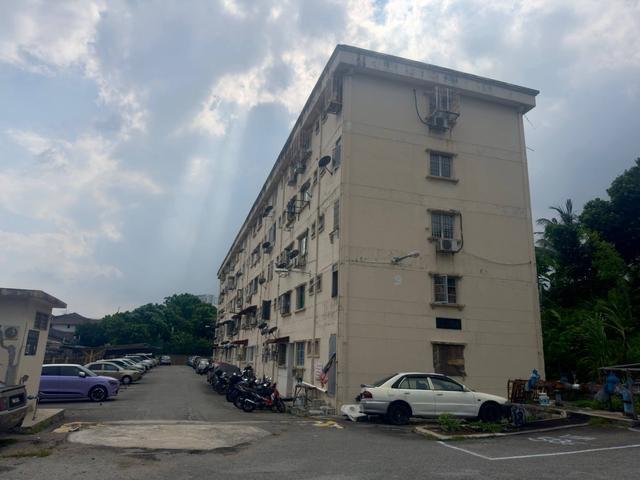 Apartment for sale in Kajang, Langat