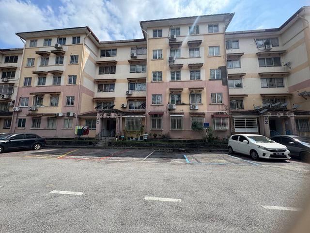 Apartment for sale in Petaling, Damansara Damai