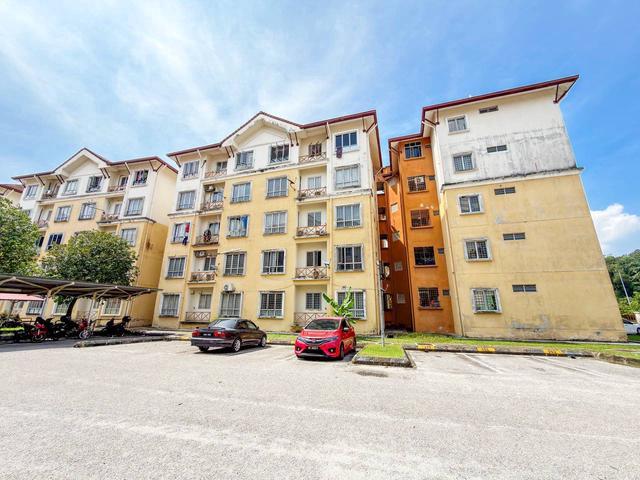 Apartment for sale in Petaling, Alam Impian