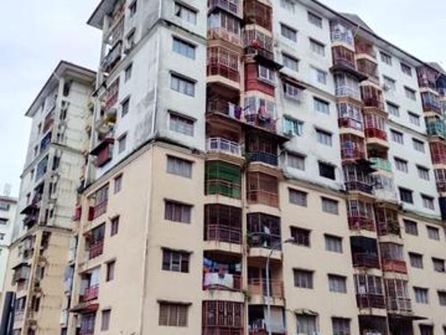 Flat for sale in Selayang, Selangor
