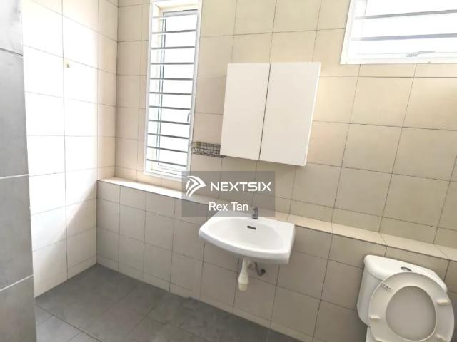 Residential House for sale in Petaling, Alam Impian