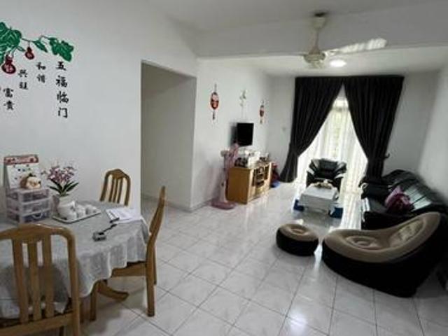 Apartment for sale in Bandar Baru Permas Jaya, Kampung Senibong