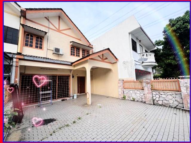 Terraced House for sale in Country Heights Damansara, Kuala Lumpur
