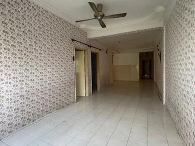 Apartment for sale in Port Klang, Selangor