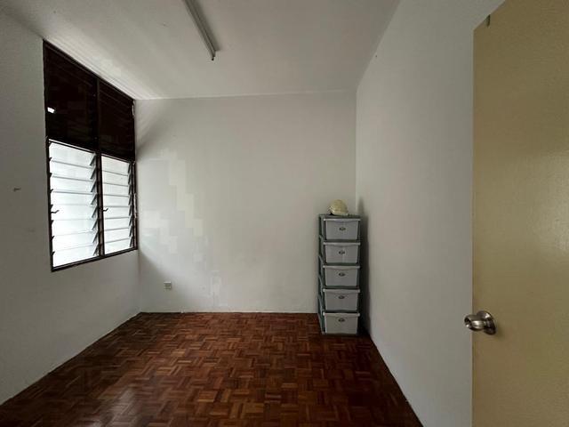 Apartment for sale in Mukim 13, Georgetown