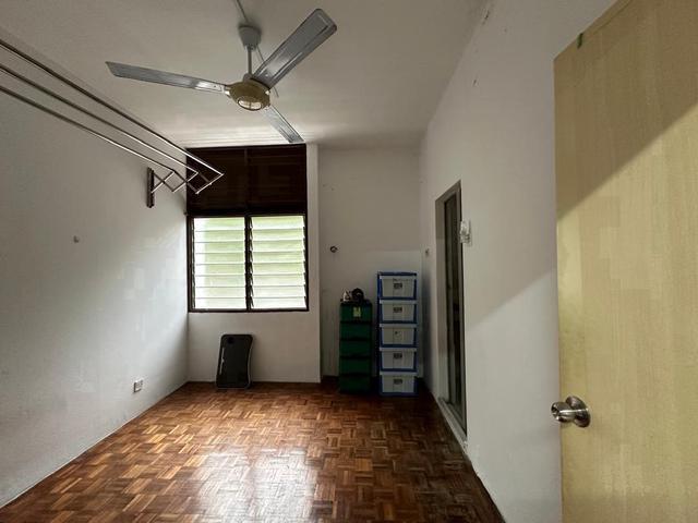 Apartment for sale in Mukim 13, Georgetown