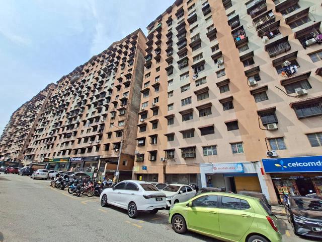 Apartment for sale in Petaling, Damansara Damai