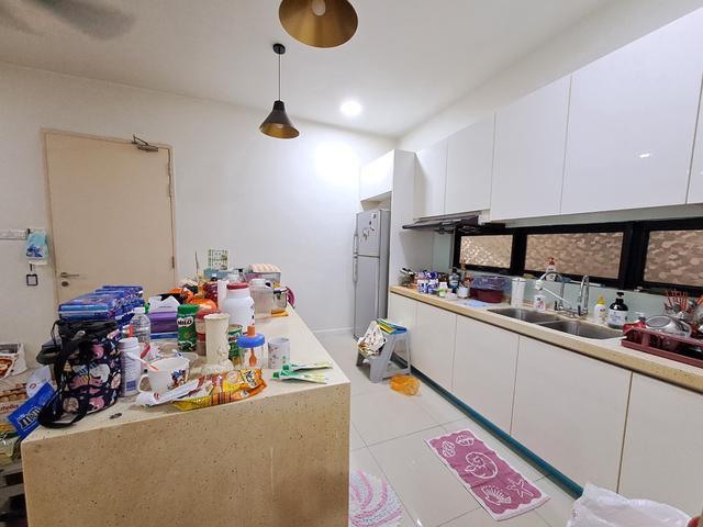 Condominium for sale in Petaling, Subang Jaya