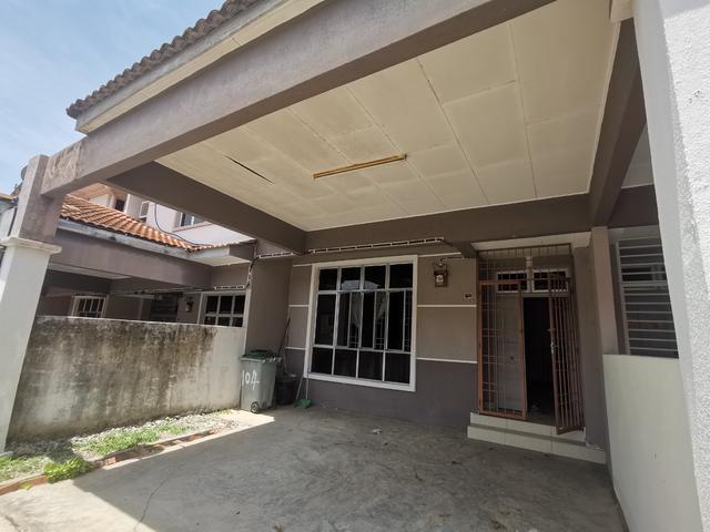 Terraced House for sale in Cheng, Malaka