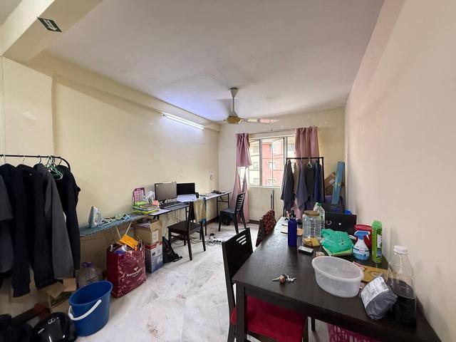 Flat for sale in Shah Alam, Petaling
