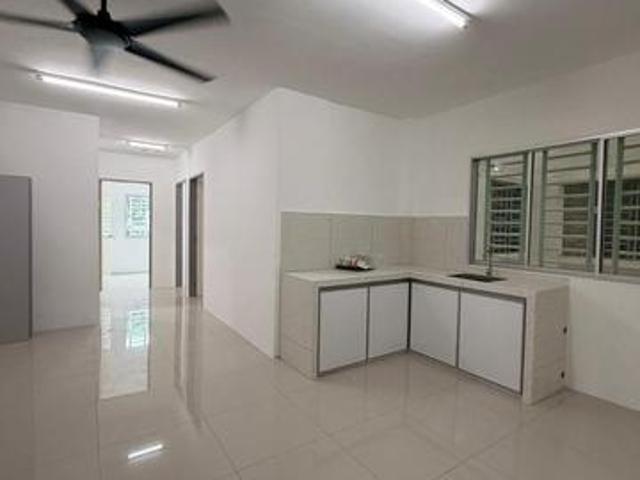 Flat for sale in Wellesley, Penang