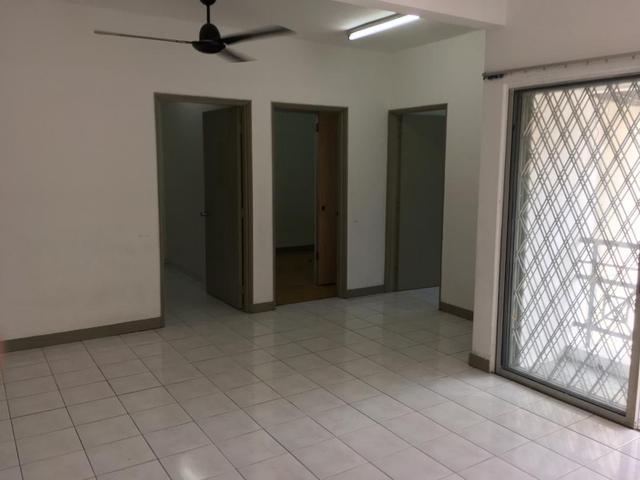 Condominium for sale in Petaling, Damansara Damai