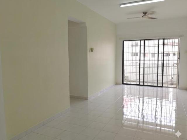 Condominium for sale in Petaling, Subang Jaya
