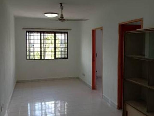 Apartment for sale in Petaling, Damansara Damai