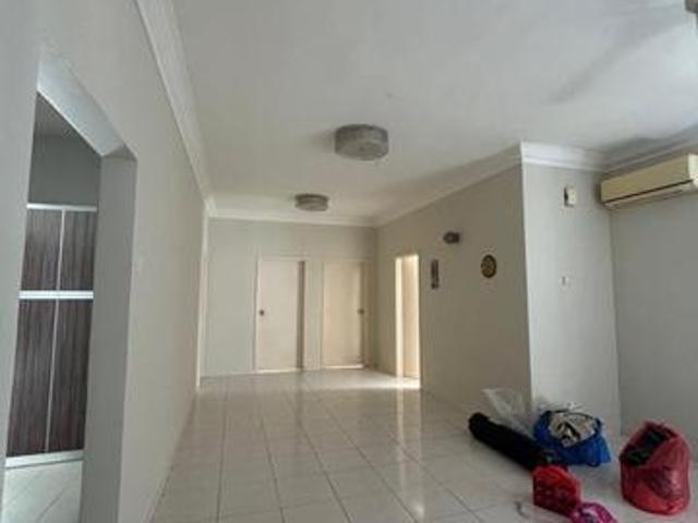 Apartment for sale in Puchong, Majlis Bandaraya Subang Jaya