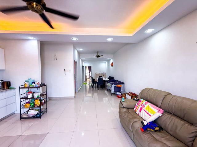 Townhouse for sale in Tanjong Sepat, Selangor