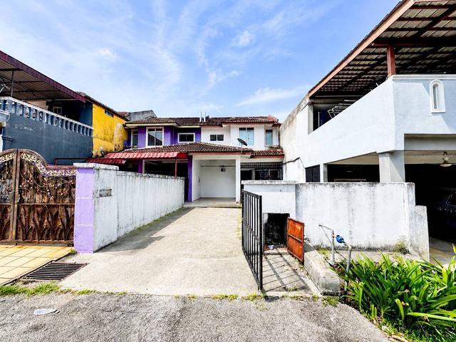 Terraced House for sale in Tanjong Sepat, Selangor