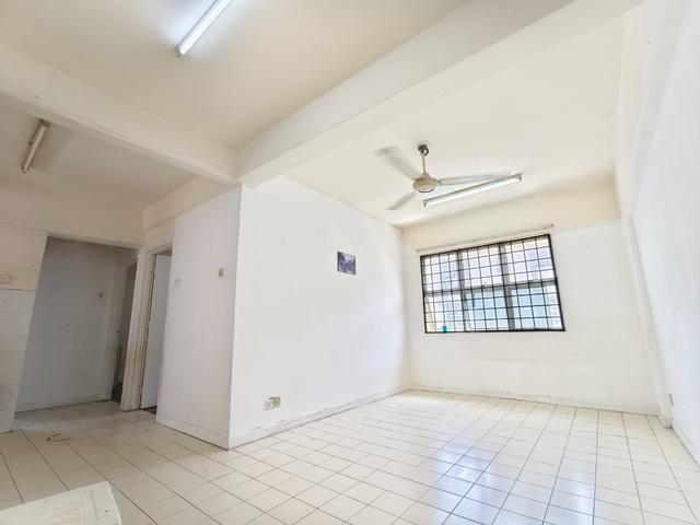 Apartment for sale in Kajang, Langat