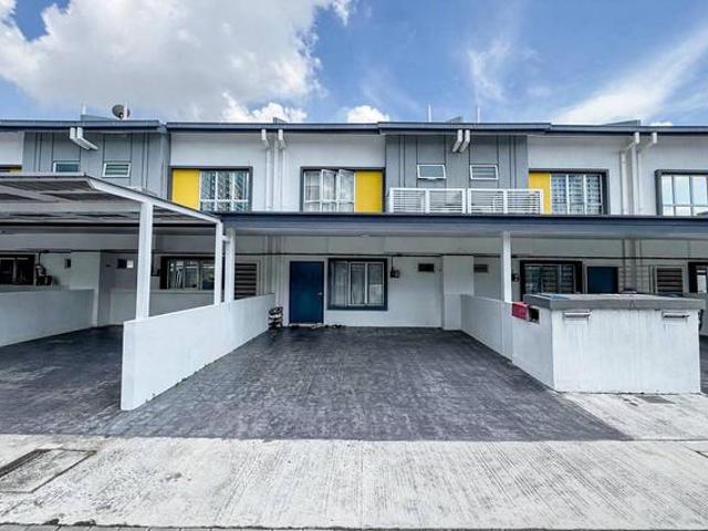 Terraced House for sale in Tanjong Sepat, Selangor