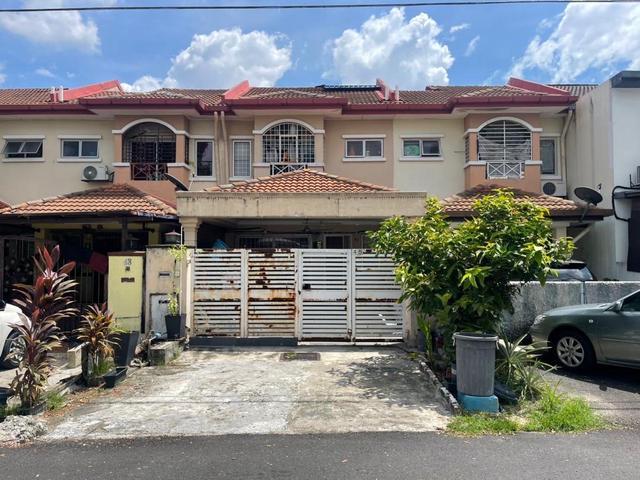 Terraced House for sale in Seri Kembangan, Selangor