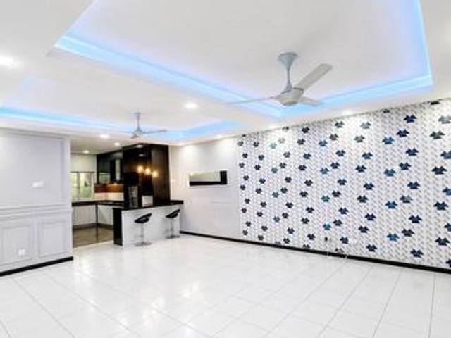 Terraced House for sale in Tanjong Sepat, Selangor