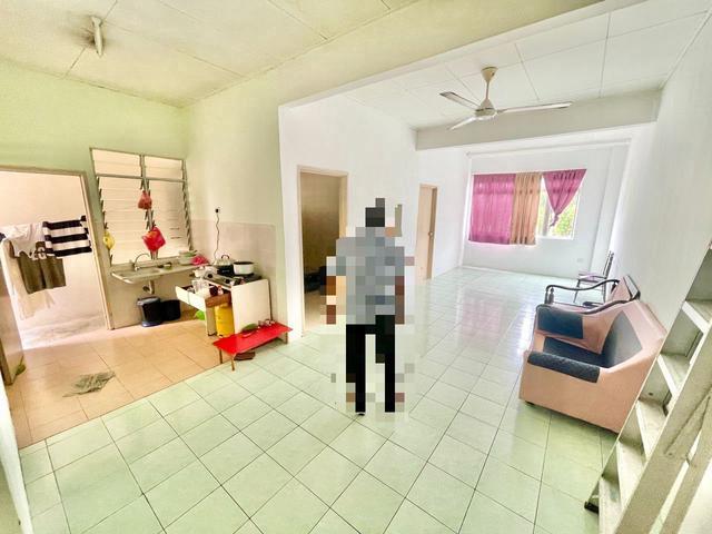 Flat for sale in Ulu Tiram, Johor