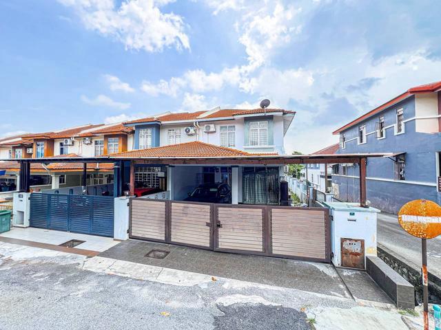 Terraced House for sale in Tanjong Sepat, Selangor